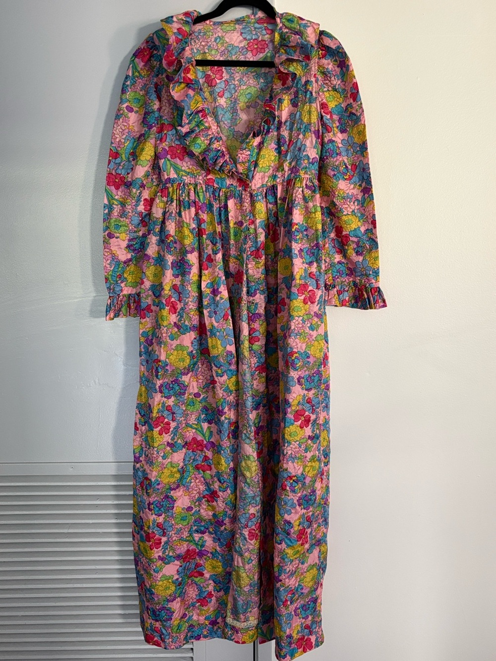 Vintage Pink Floral house coat robe